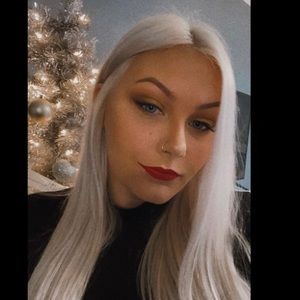 Meet your Posher, Alyssa
